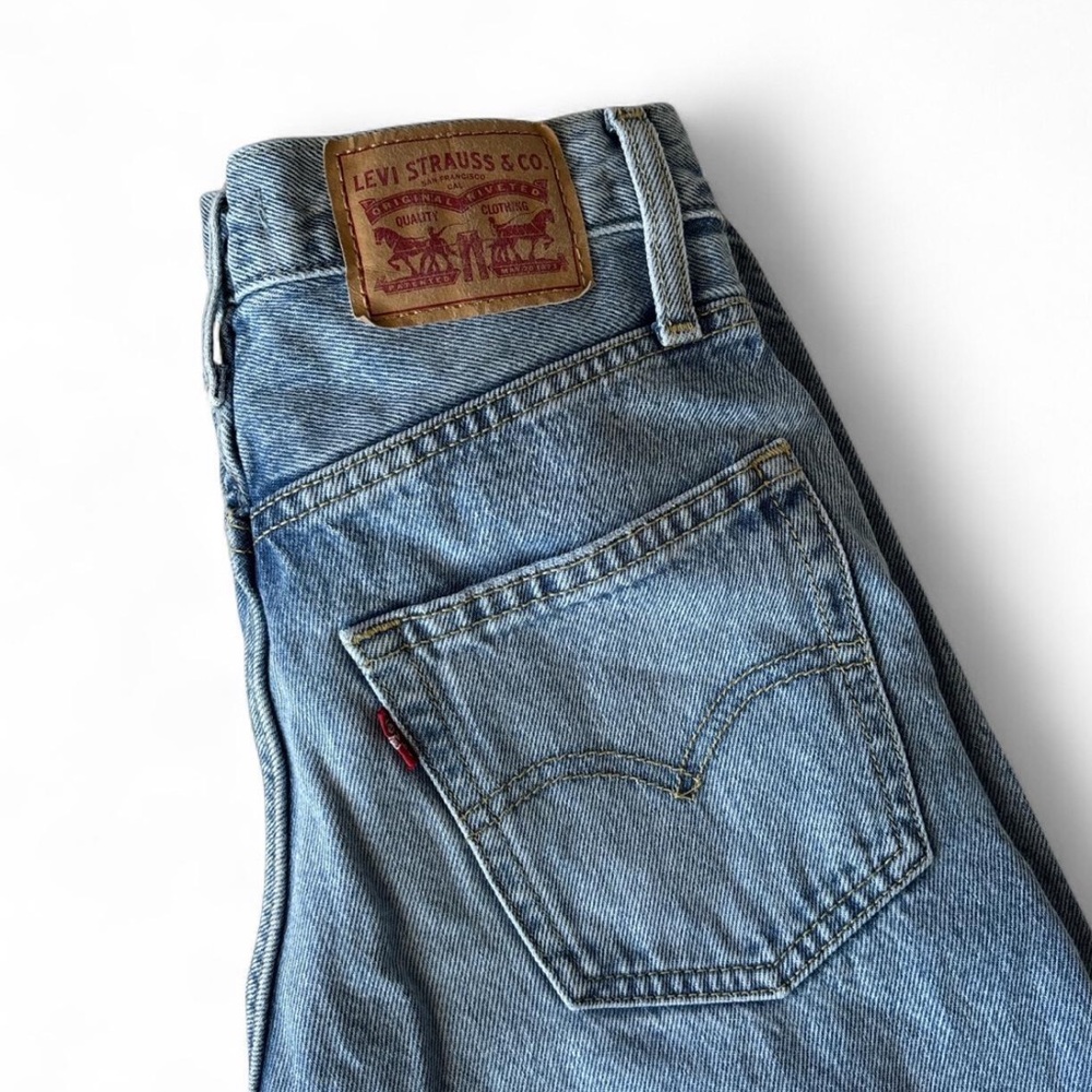 Levi's Boyfriend Jeans in Classic Blue